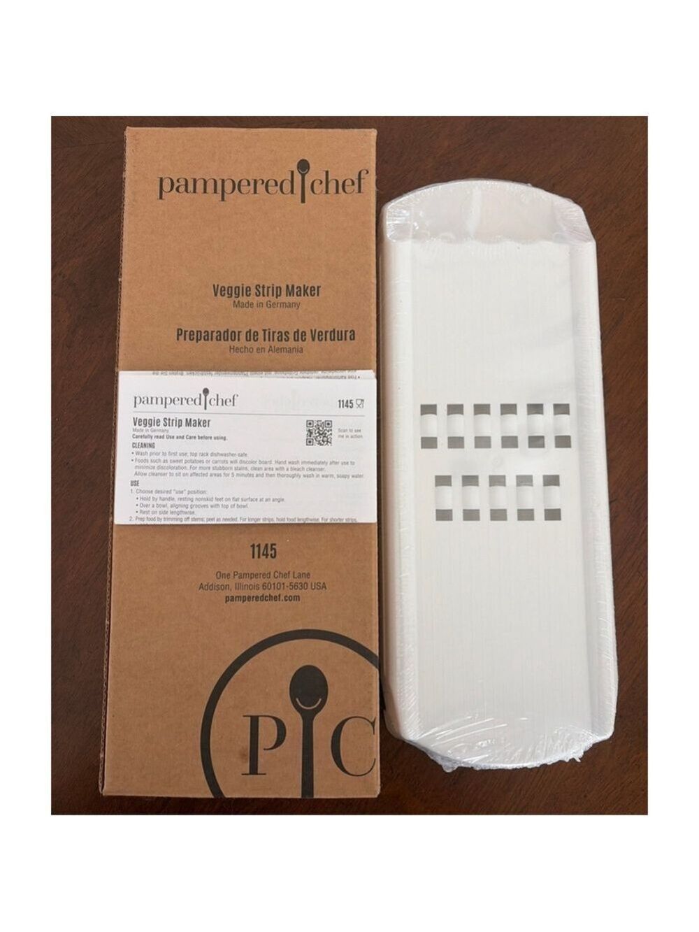 Pampered Chef White Veggie Strip Maker One Size